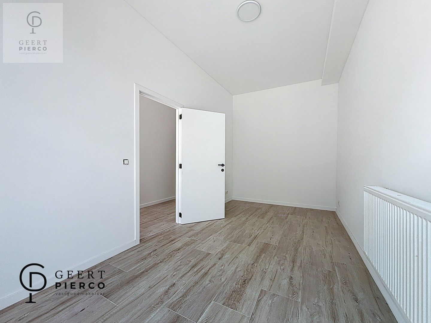 Ruim pand te Attenhoven foto 6