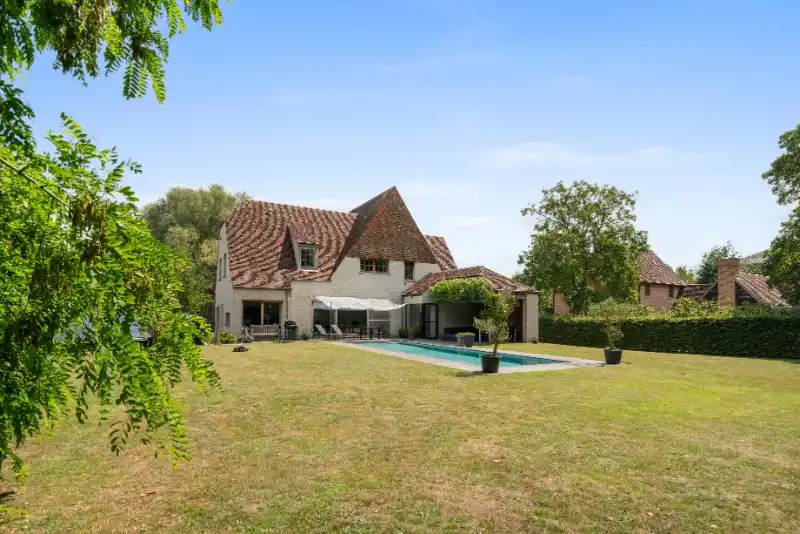 --- NIEUW --- Exclusieve instapklare villa te Drongen (verkoop onder registratierechten) foto 2