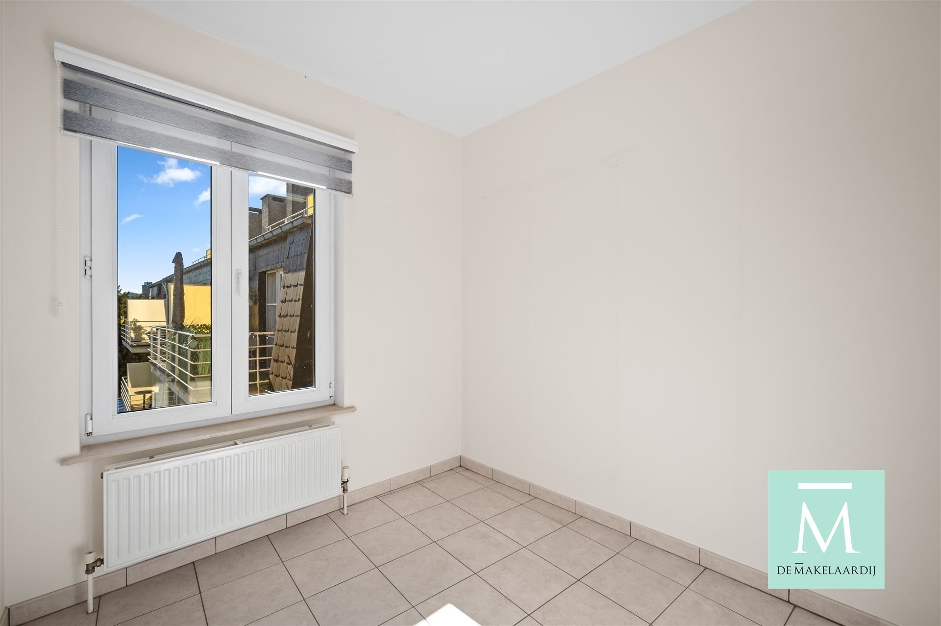 Comfortabel appartement in centrum Waarloos foto 13