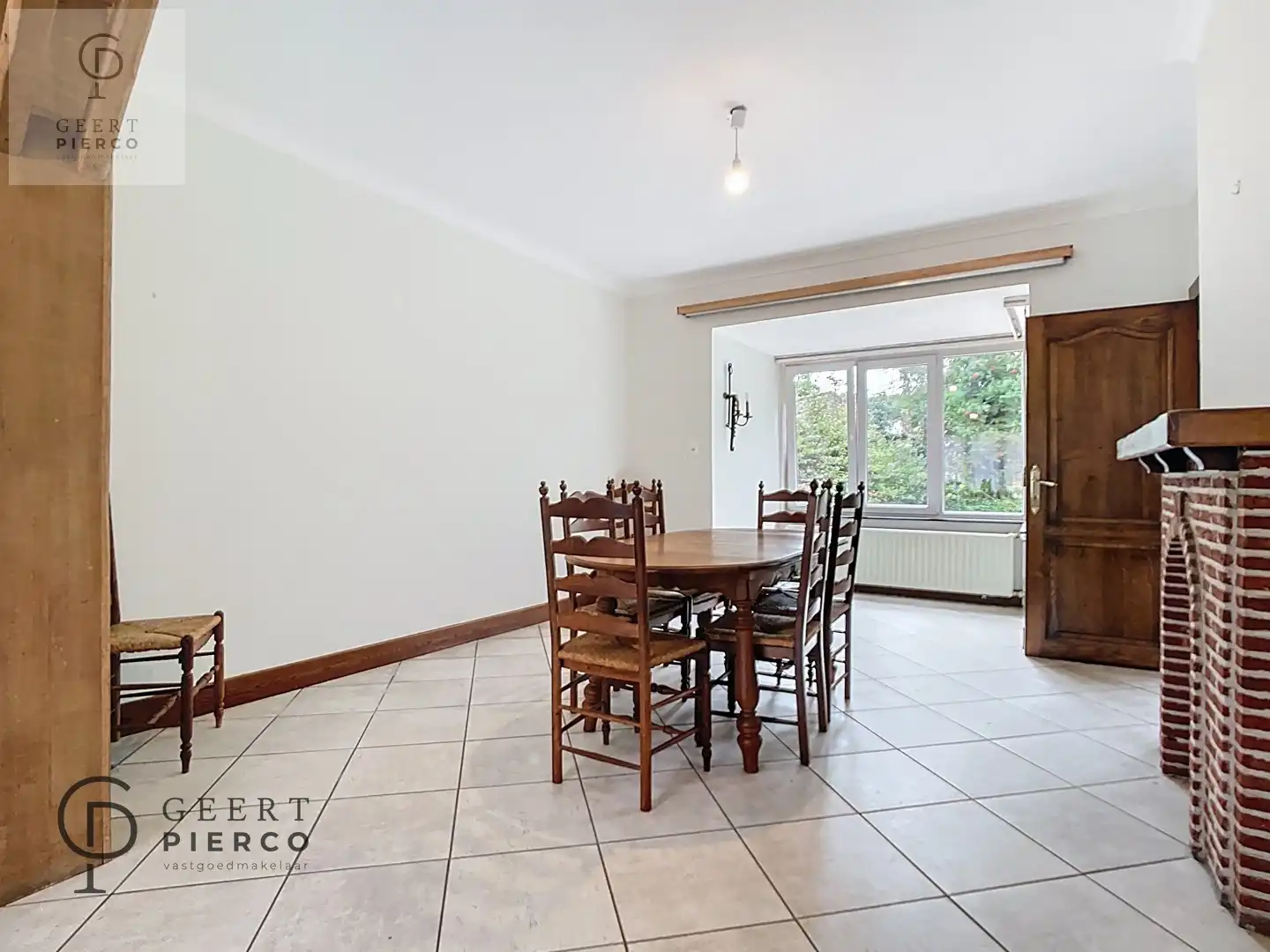 Super gezellige stadswoning gelegen op een prachtig perceel foto 10