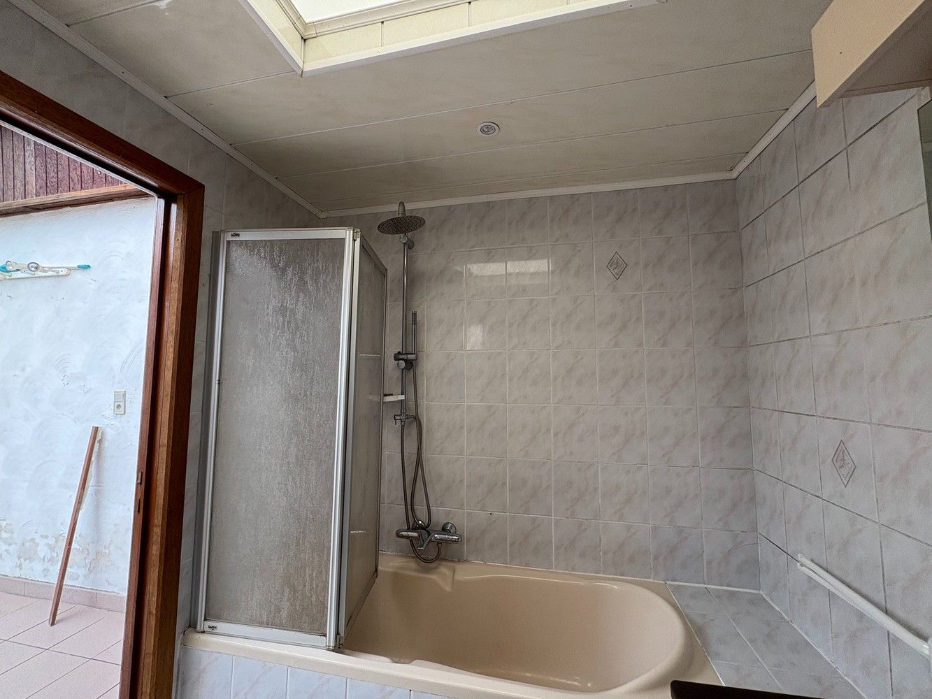Instapklare woning met 3 slaapkamers en aparte garage foto 10