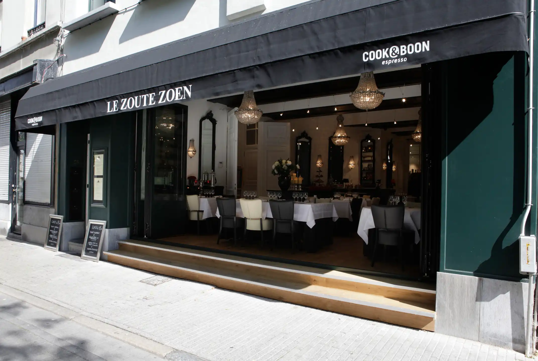 HISTORISCH CENTRUM - Handelszaak op top locatie foto {{pictureIndex}}