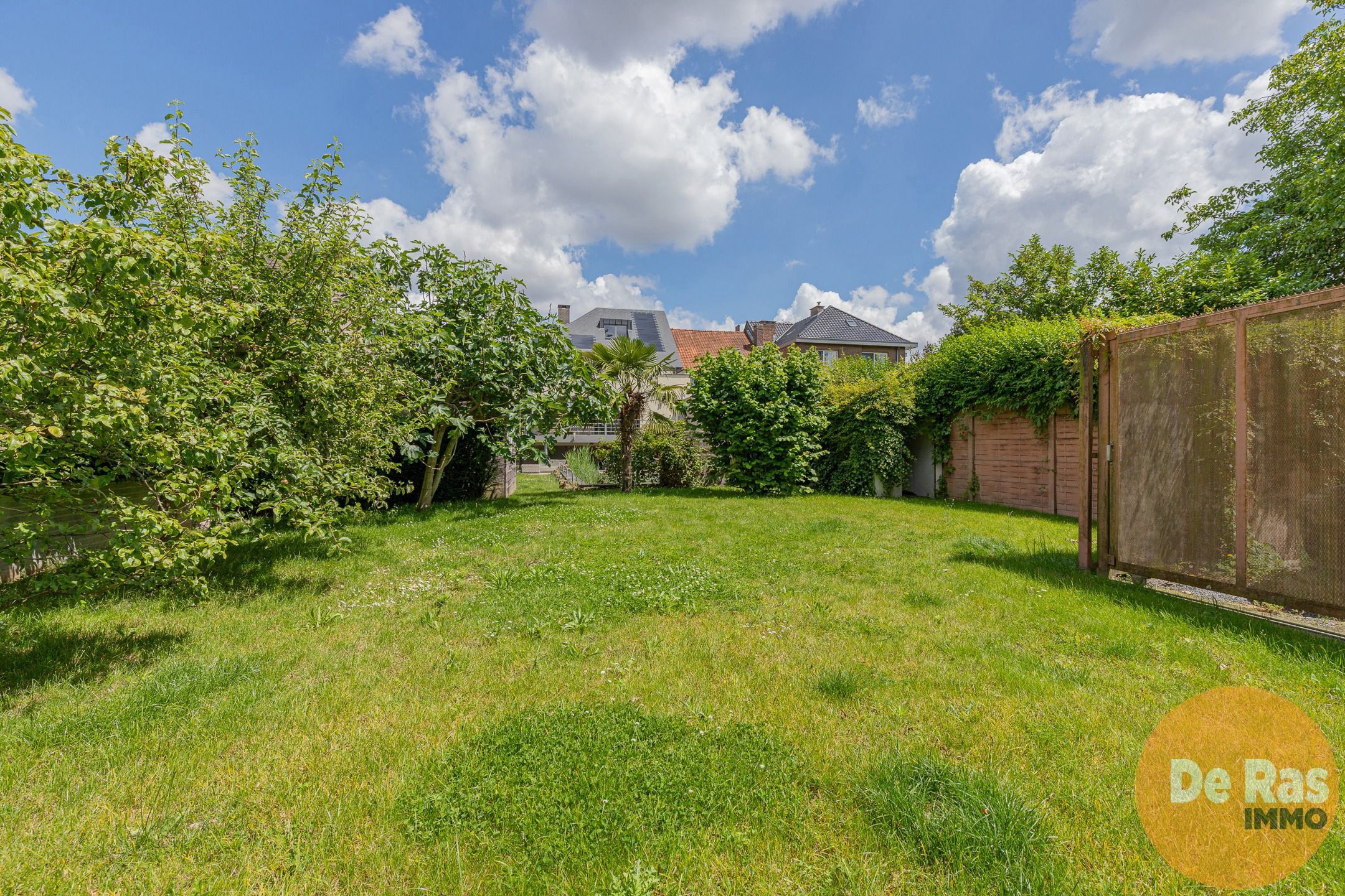 DILBEEK -Verzorgde villa met 6slpk op een zeer goede locatie foto 25