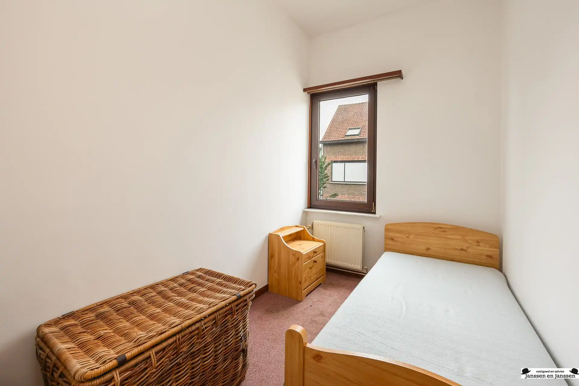 Te renoveren woning met 6à8 slaapkamers, garage en tuin! foto 13