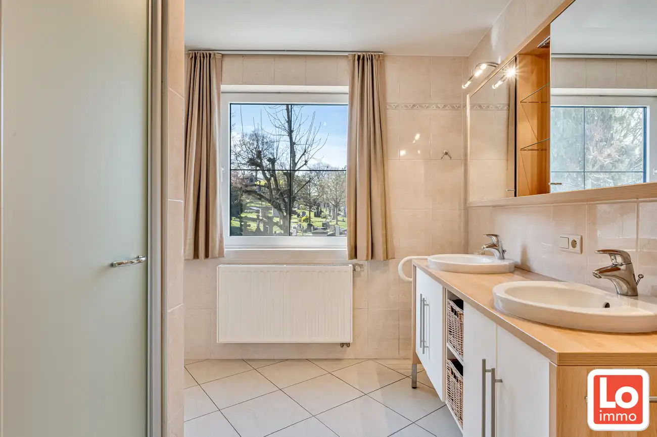 Ruim 2 slpk appartement met ZW-gericht terras op toplocatie! foto 13