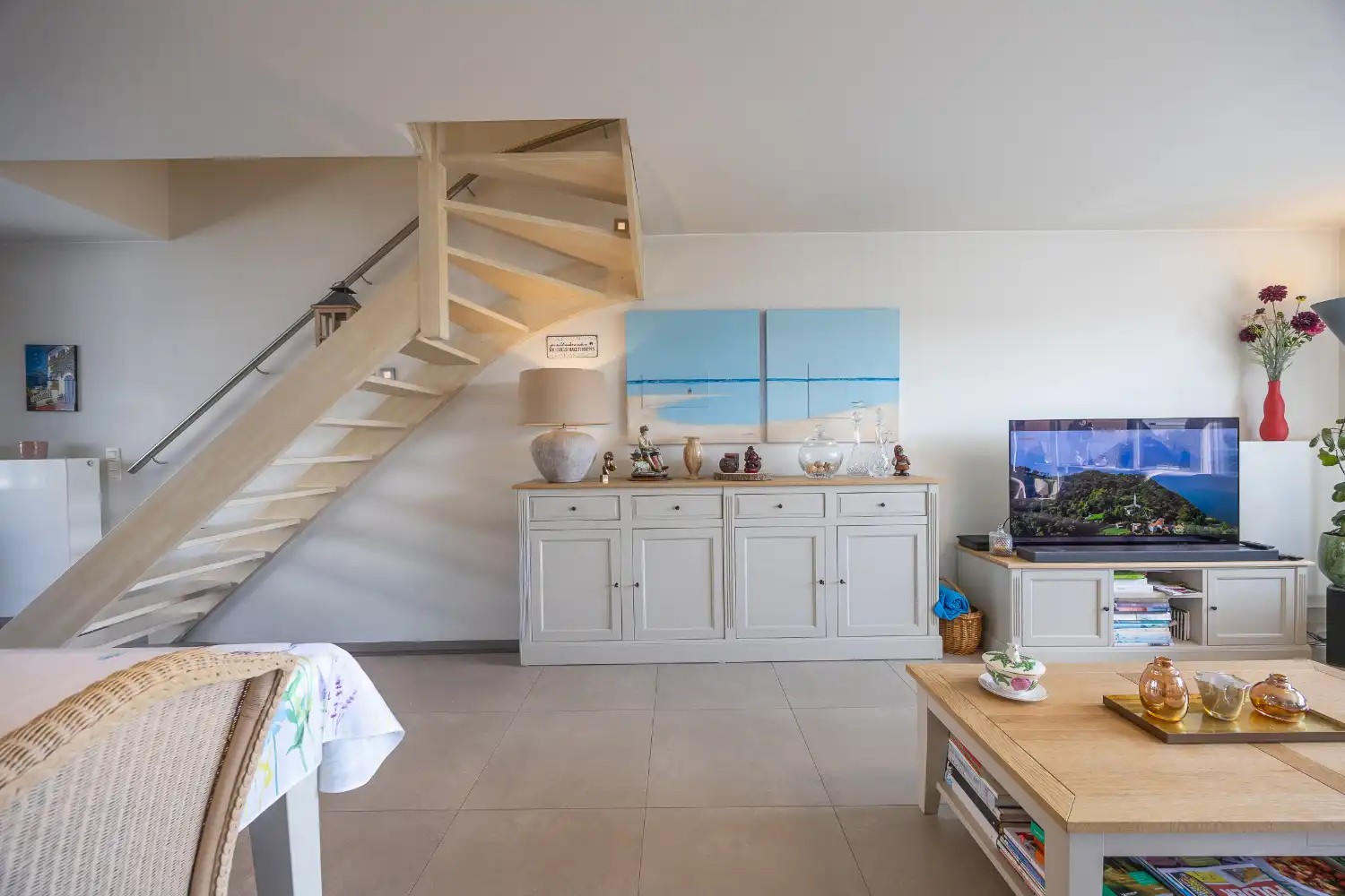 Prachtig recent appartement met 3 slaapkamers, 2 zonneterrassen en optionele privatieve parking in het centrum van Middelkerke foto 7