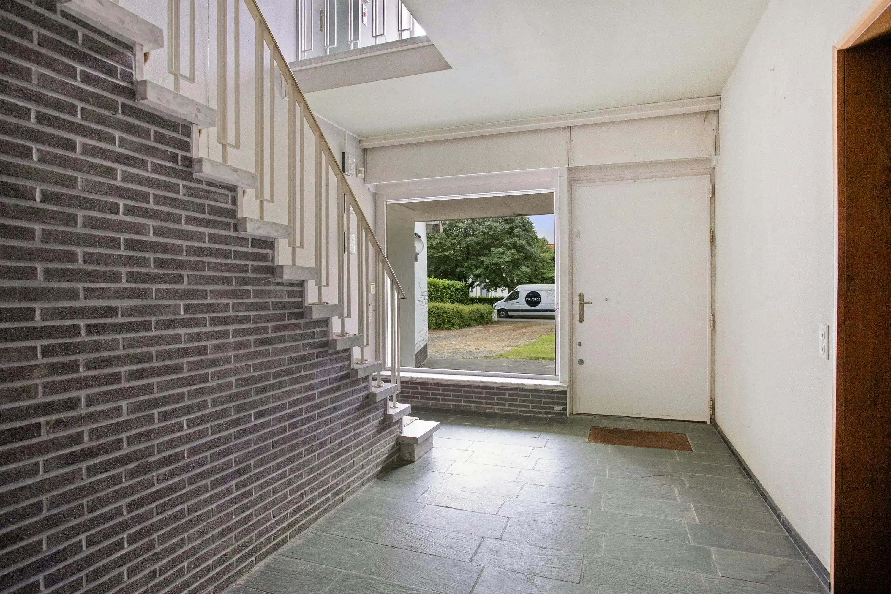 Exclusief renovatieproject: riante villa op toplocatie foto 7