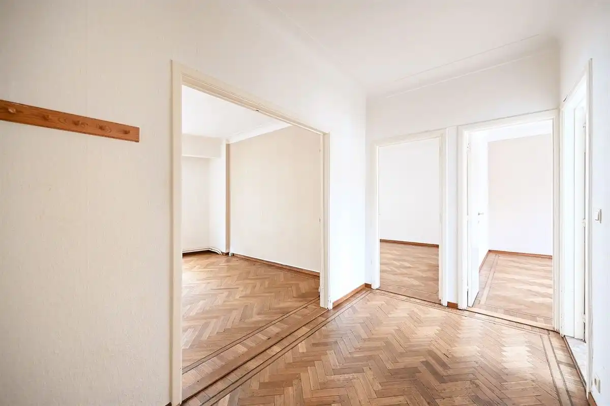 Op te frissen 2-slaapkamerappartement aan de Wilde Zee foto 9