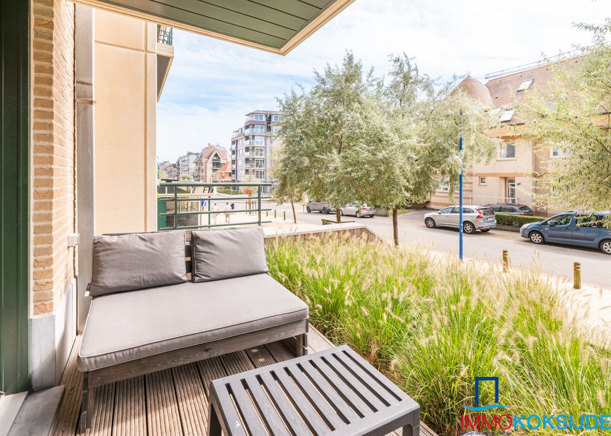 Modern appartement met 2 slaapkamers en zijdelings zeezicht foto 5