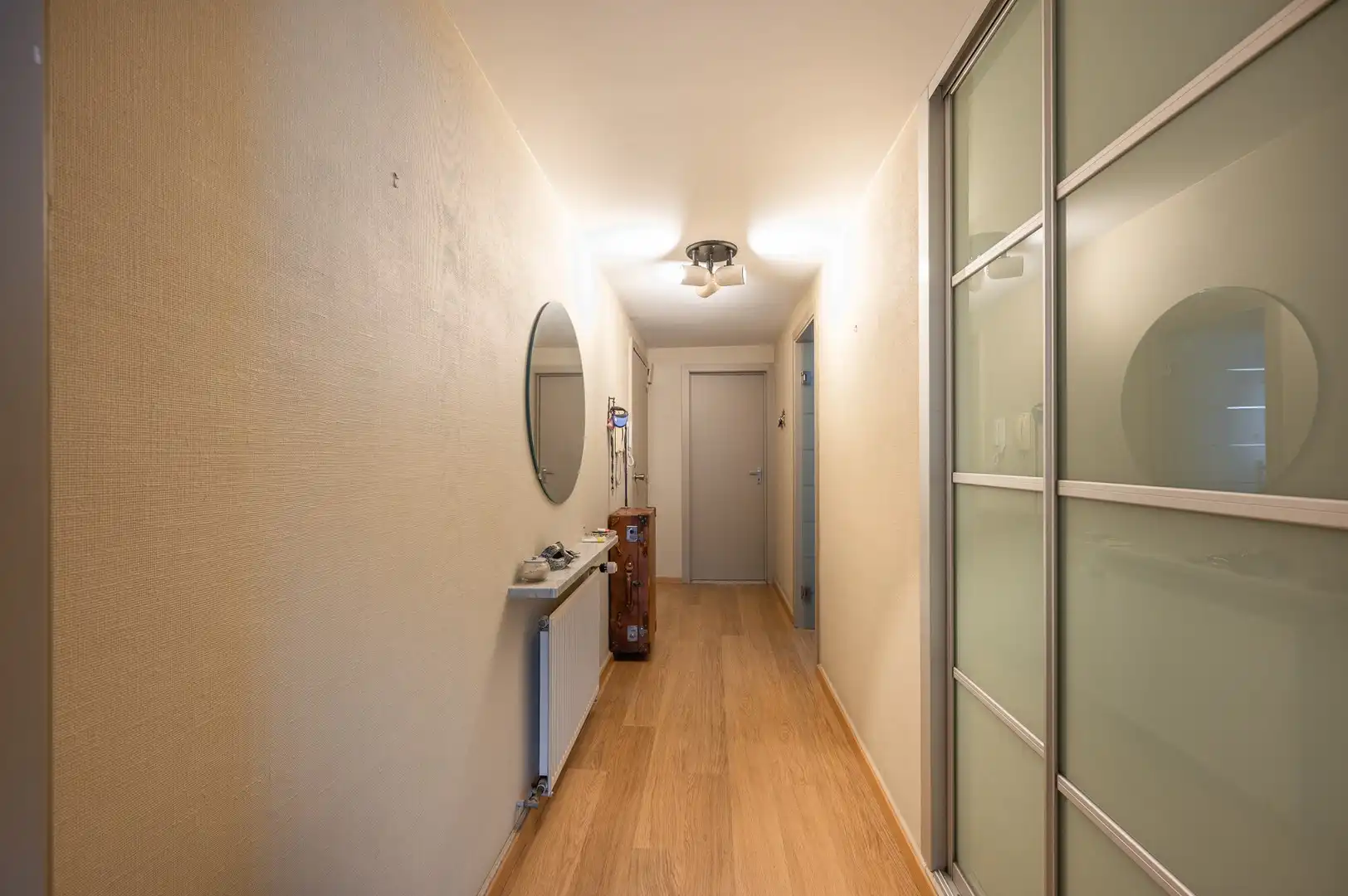 Appartement met zijdelings zeezicht gelegen vlakbij de winkels in de Kustlaan en de Zeedijk. foto 12