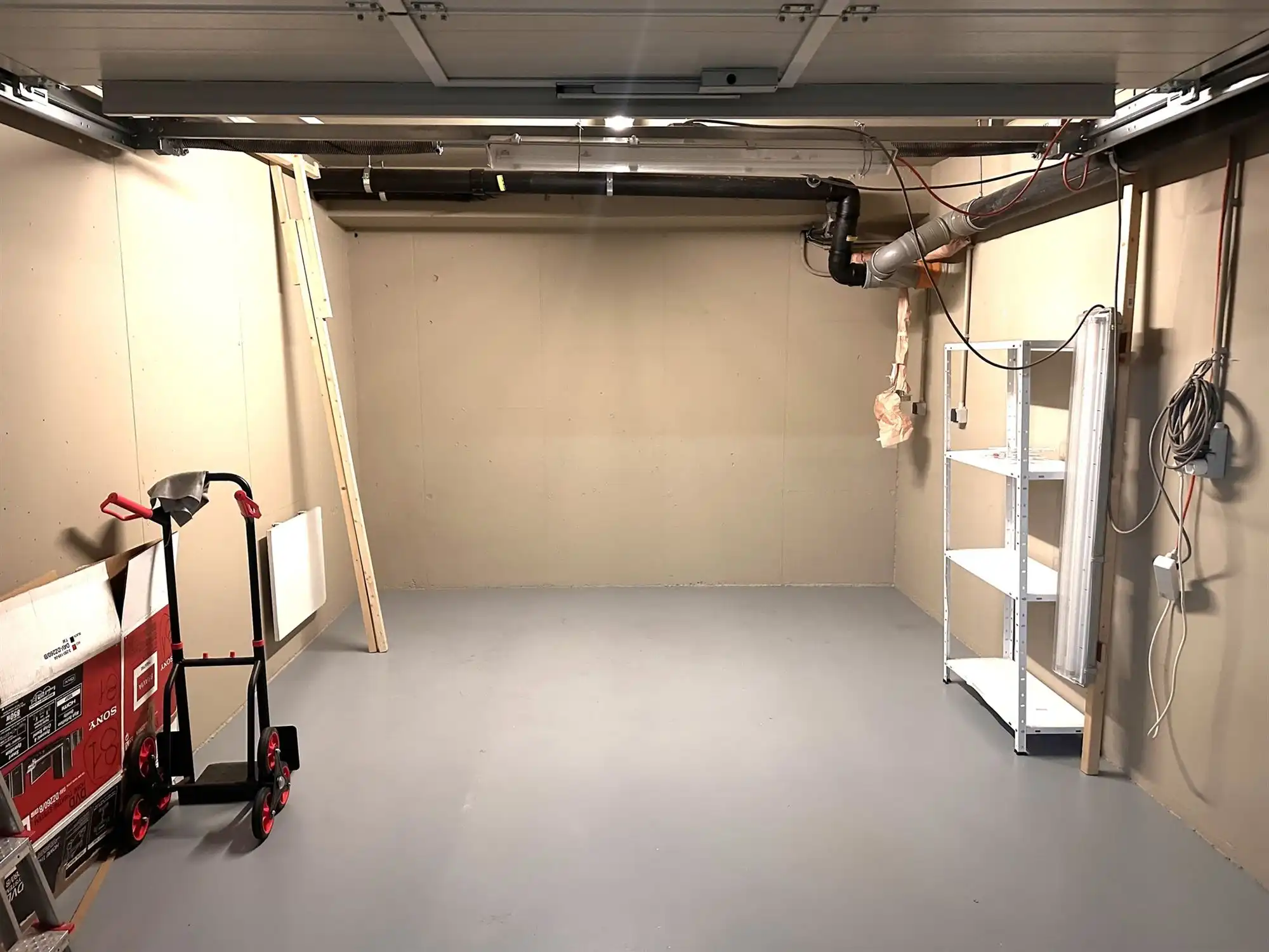 Ruime garagebox in centrum Bredene-Duinen (res. Nautica) foto 3