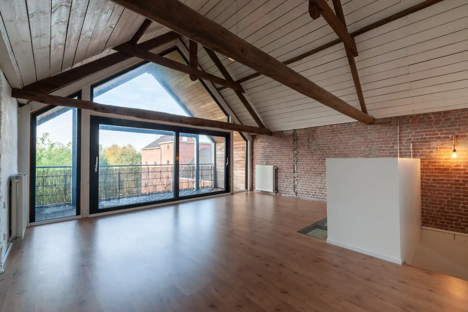 UNIEKE, KARAKTERVOLLE LOFT MET 2 TERRASSEN IN 'THE LOWER FACTORY' TE ARDOOIE foto 14