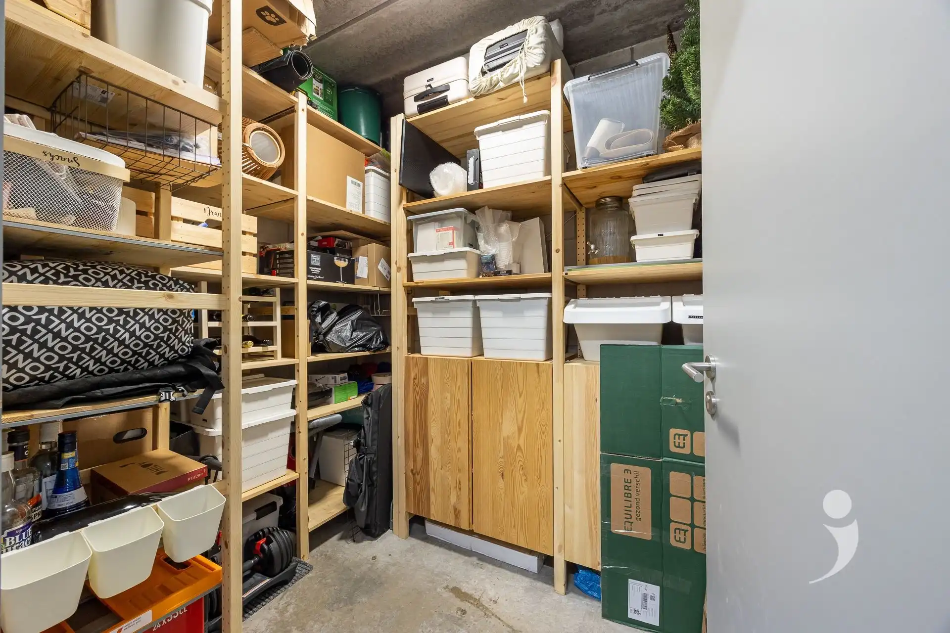 Recent BEN-appartement met prima afwerking foto 24