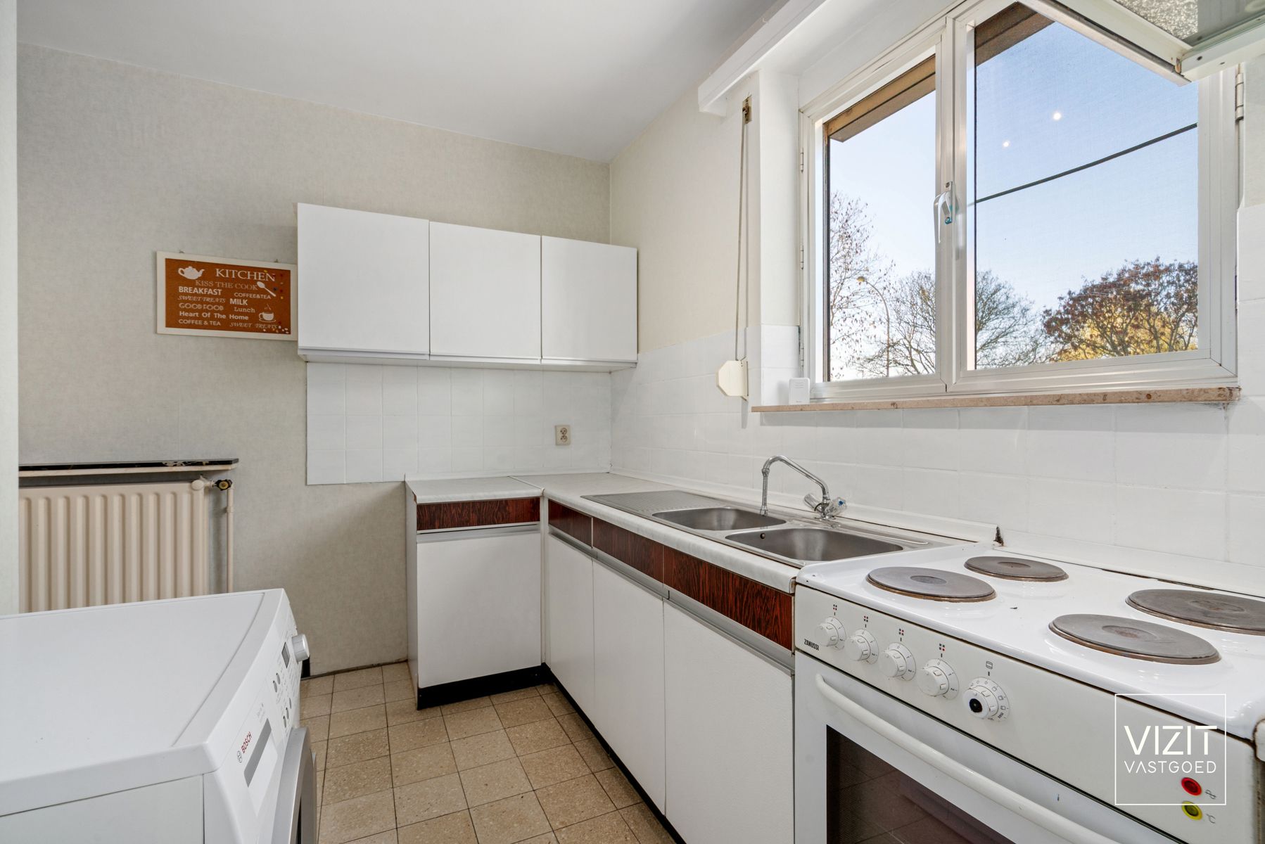 Appartement met 2 slaapkamers en garage. foto 6