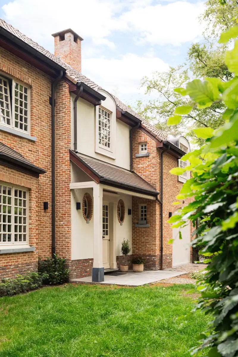 Exclusieve villa op uniek groen perceel te Kapellen foto 2
