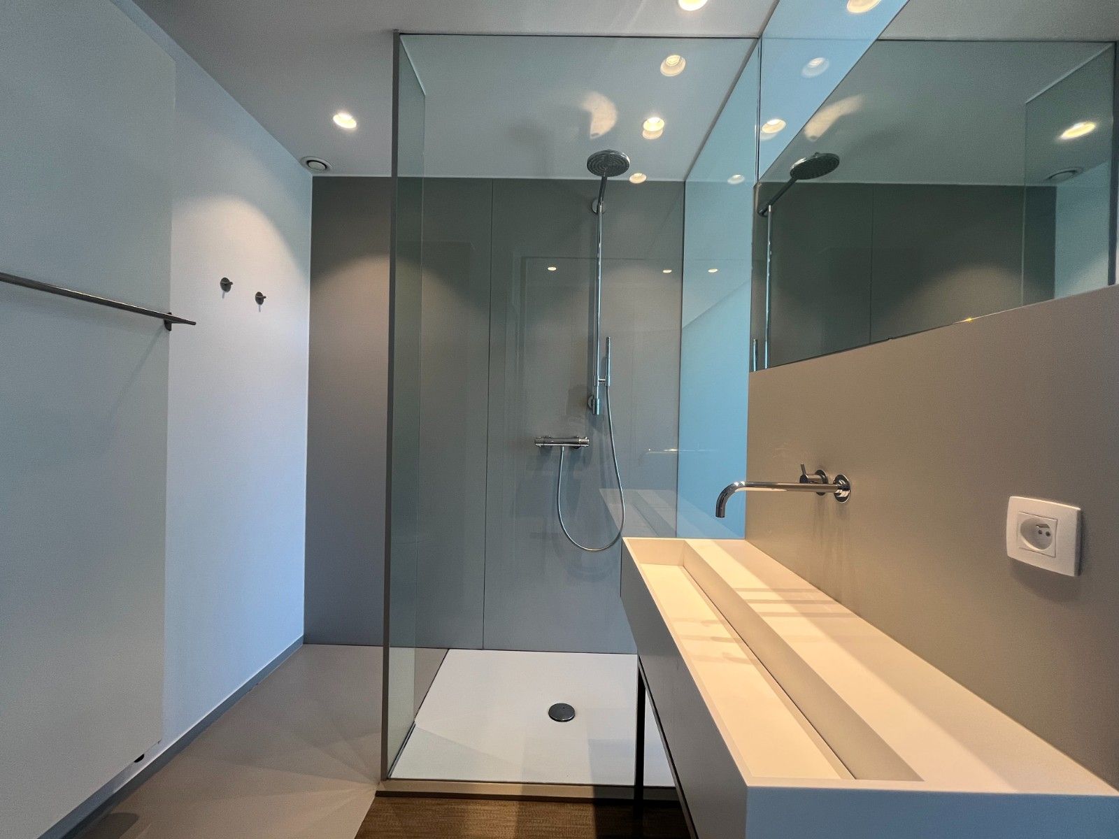 Modern en ruim appartement te huur in Waregem – 114 m² foto 21