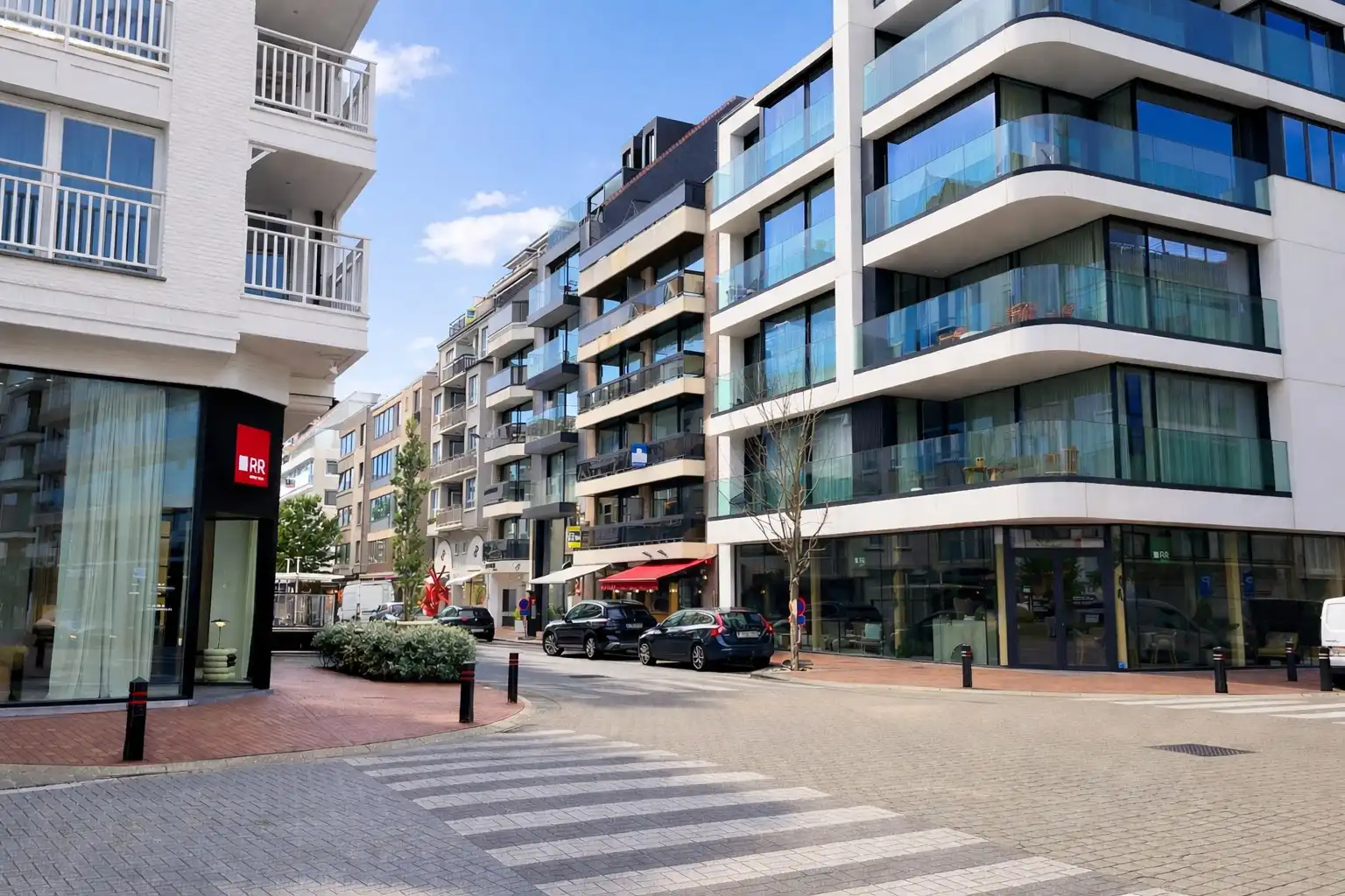 Gemeubeld appartement op de Kustlaan te Knokke foto 12
