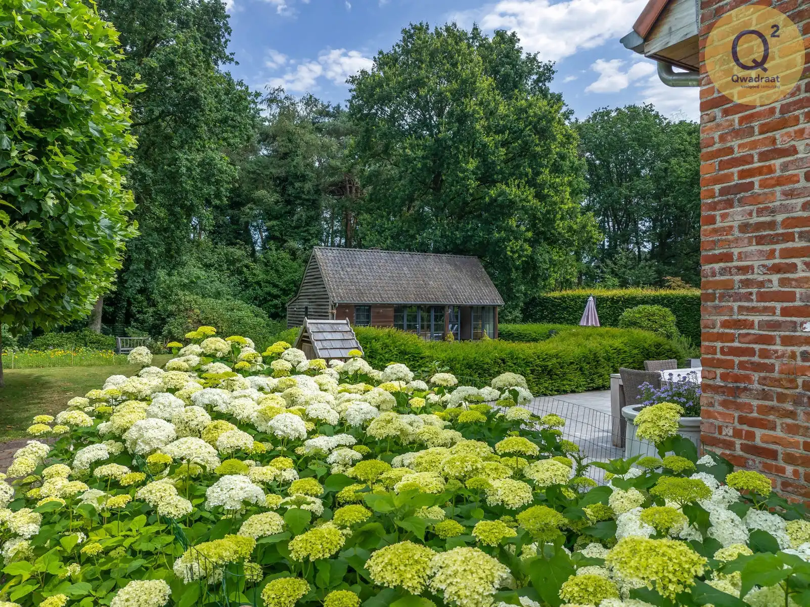 Rustig gelegen villa van met zwembad en poolhouse  foto 83