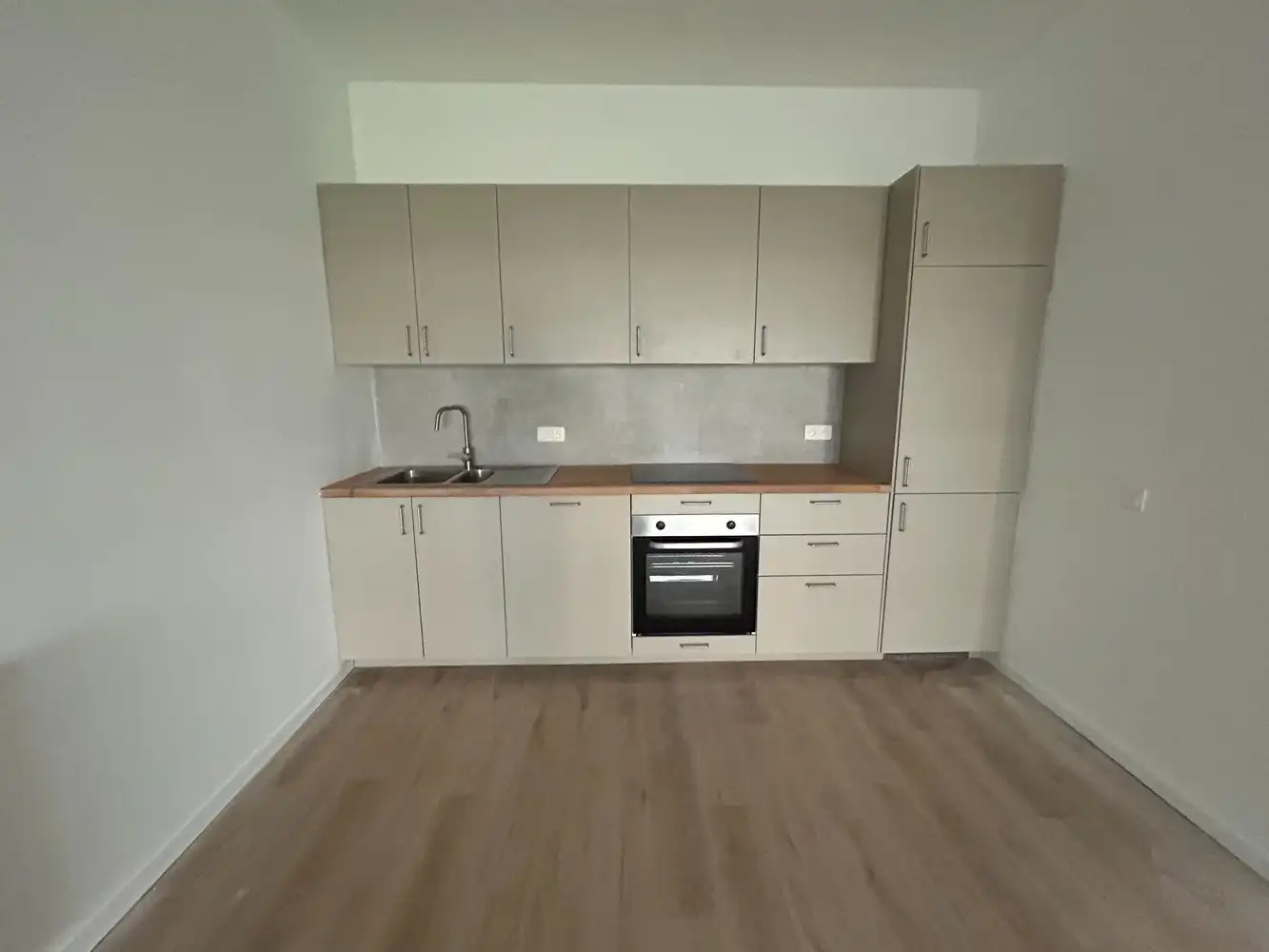 Twee volledig gerenoveerde 2-slaapkamerappartement met terras van 36 m² foto 4