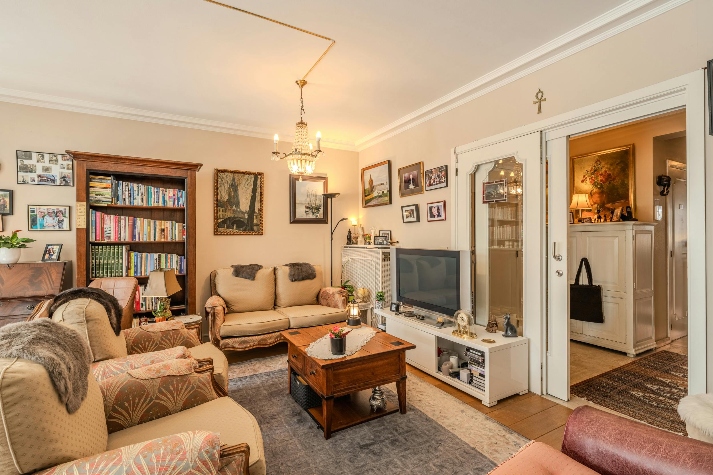 Lichtrijk appartement met 3 slaapkamers te koop te Oostende foto 4