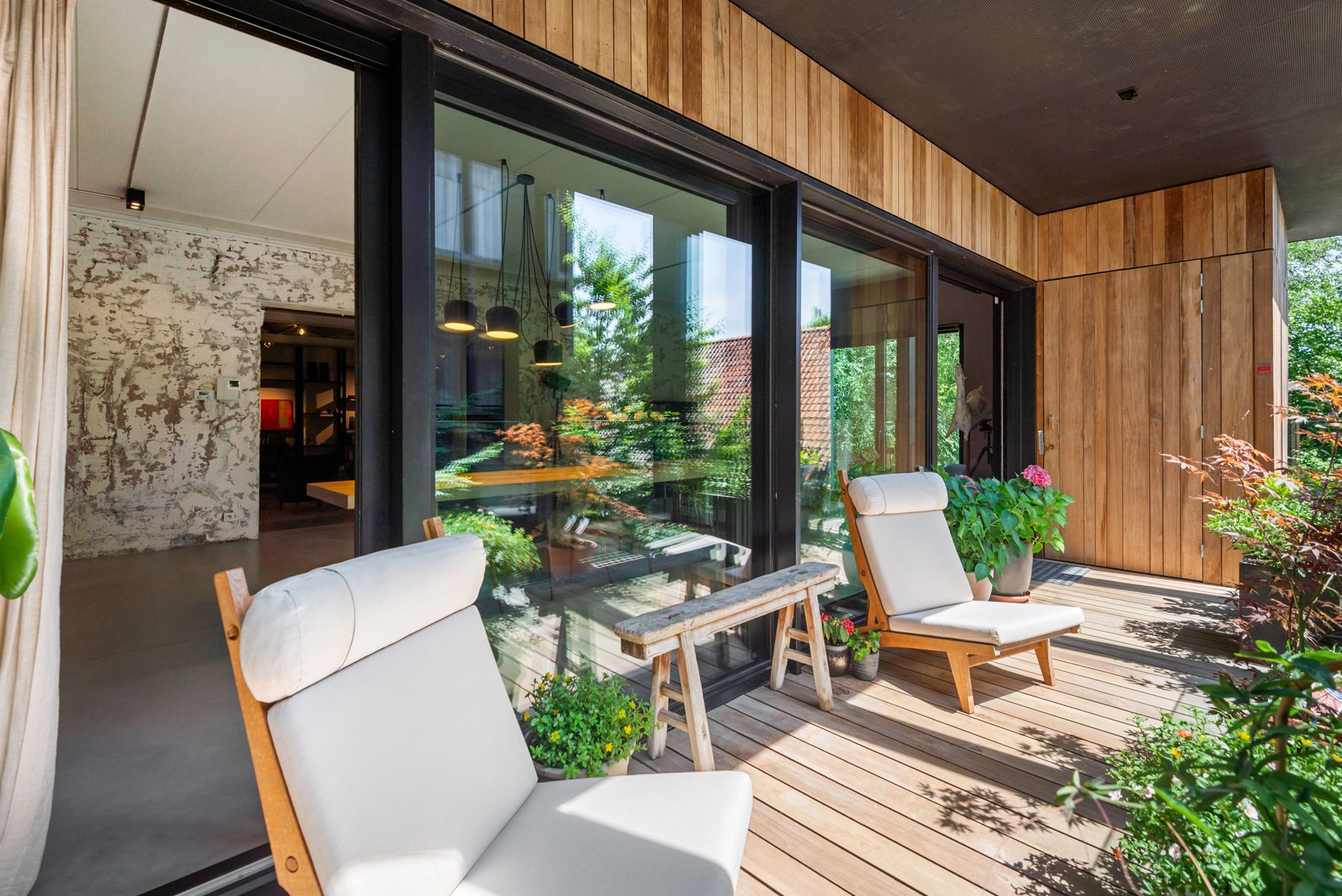  Exclusieve loft van 240 m² in Axel Vervoordt Kanaalproject. foto 18