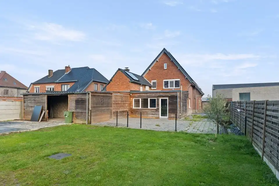 UITZONDERLIJKE OPEN BEBOUWING MET VEEL RUIMTE EN LICHT, OOK GESCHIKT ALS KANGEROEWONING foto 34