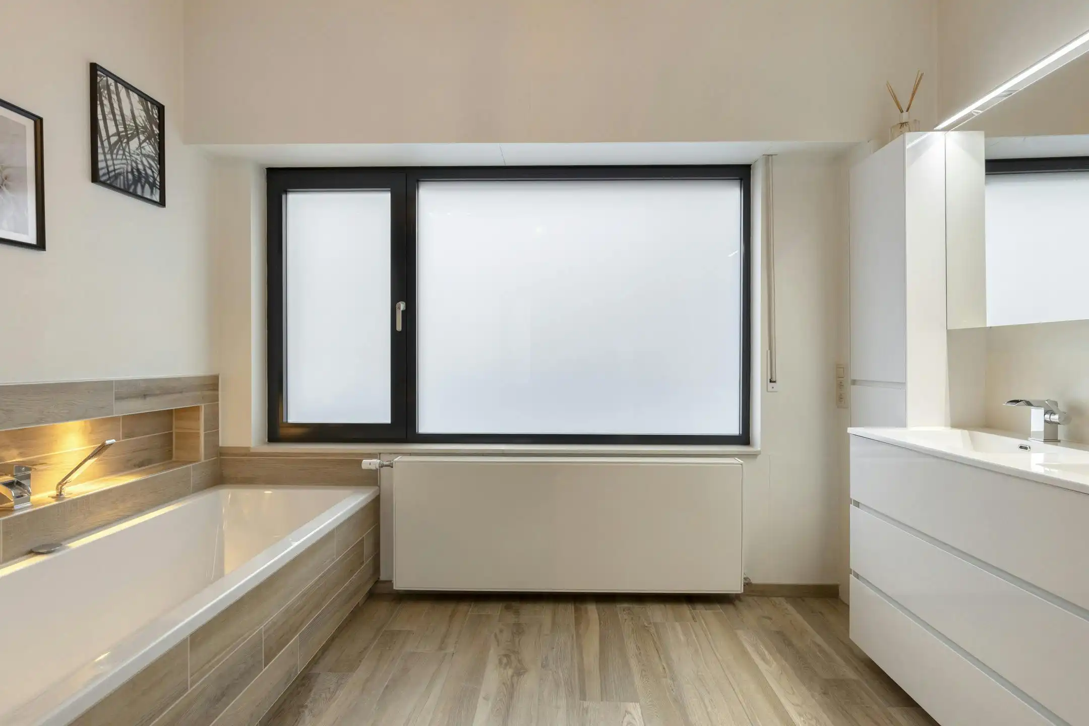 Instapklare woning in Kalmthout met 5 slaapkamers te koop. foto 11