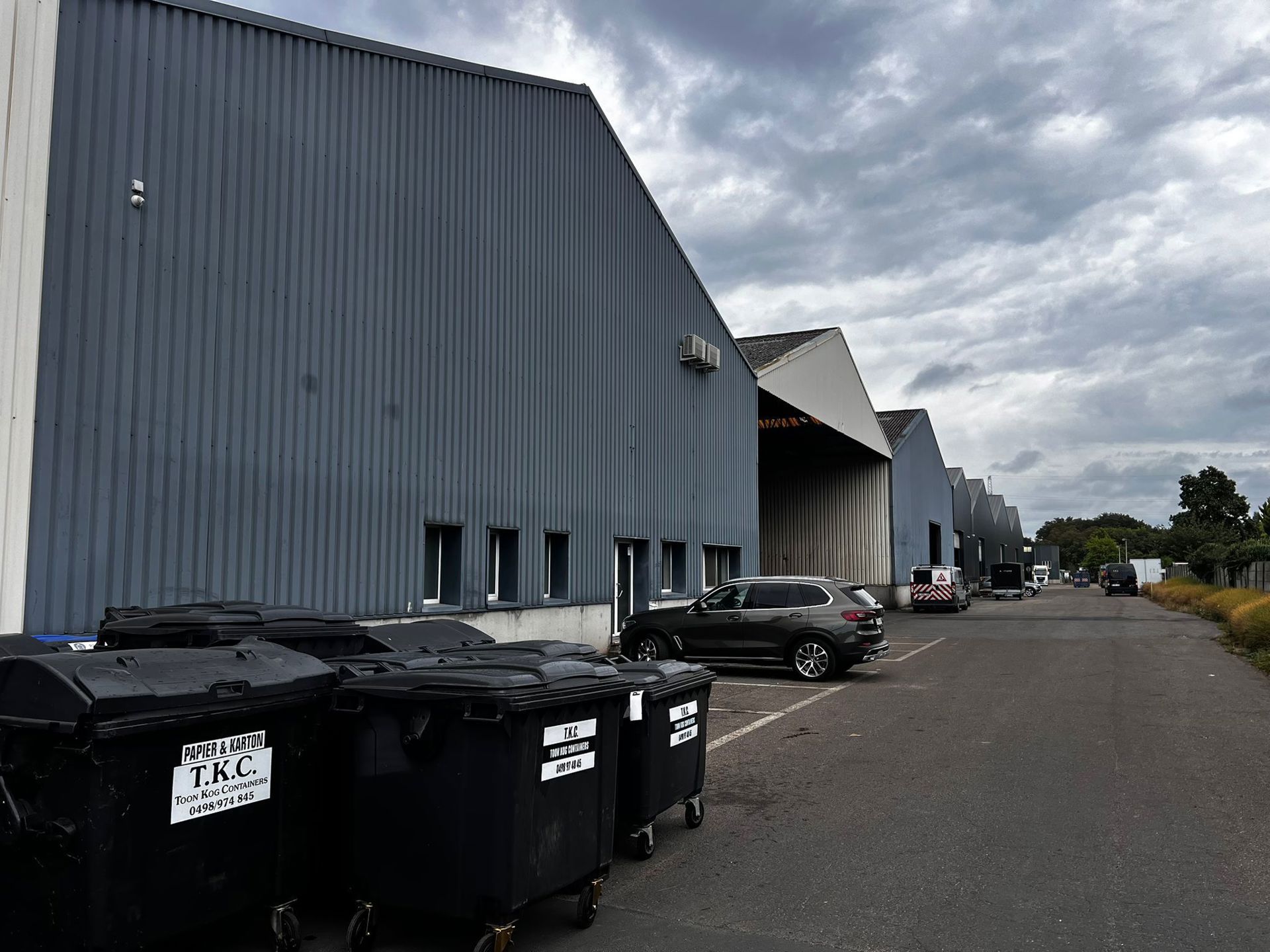 Te Koop Magazijn met Kantoor Gelegen in het Verli-park, Mol foto 2