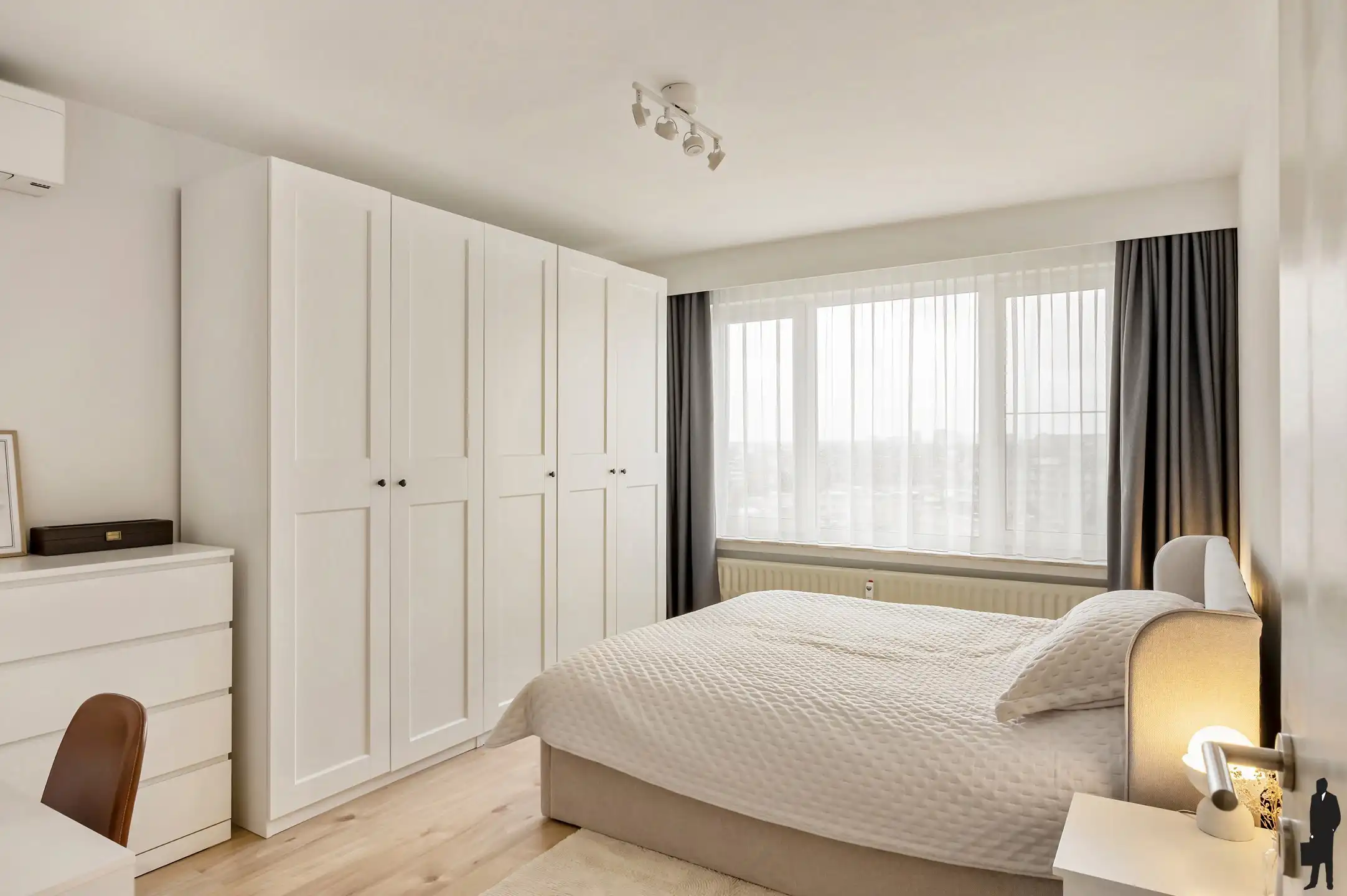 Instapklaar appartement met terras en warmtepomp foto 8