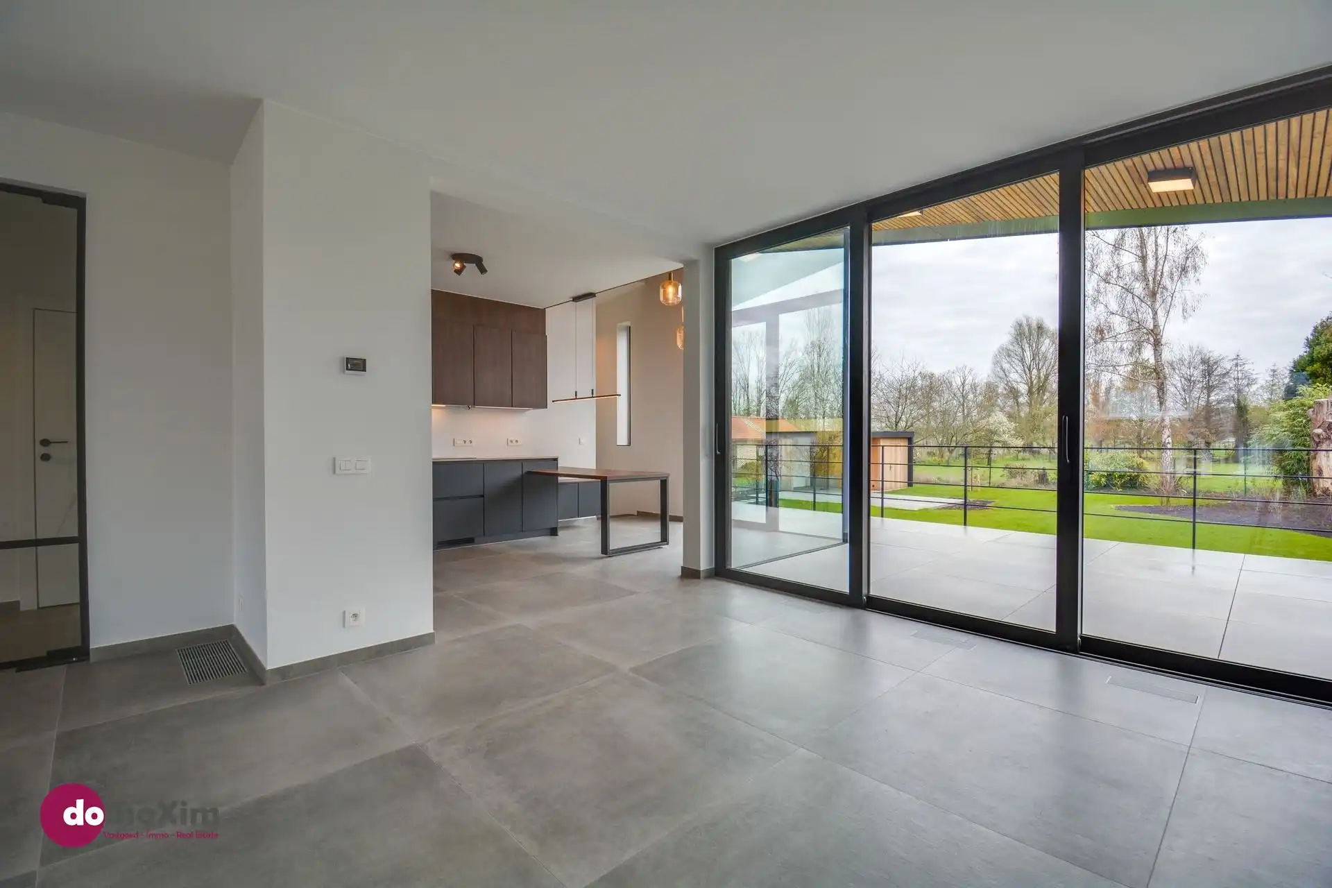 Ruime gerenoveerde woning met een prachtig uitzicht in Hombeek foto 6