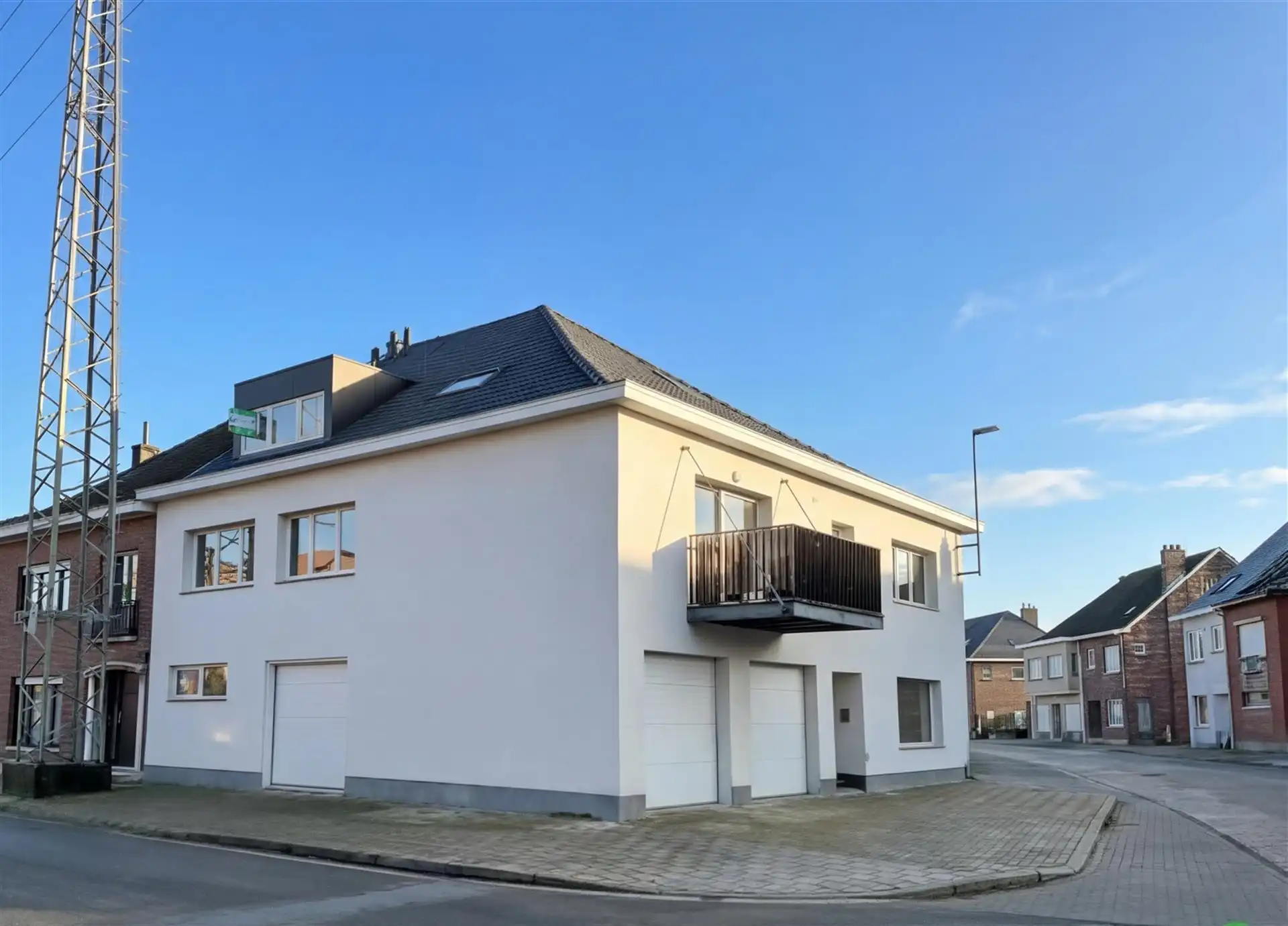 Prachtig loft-appartement te Nieuwerkerken foto {{pictureIndex}}