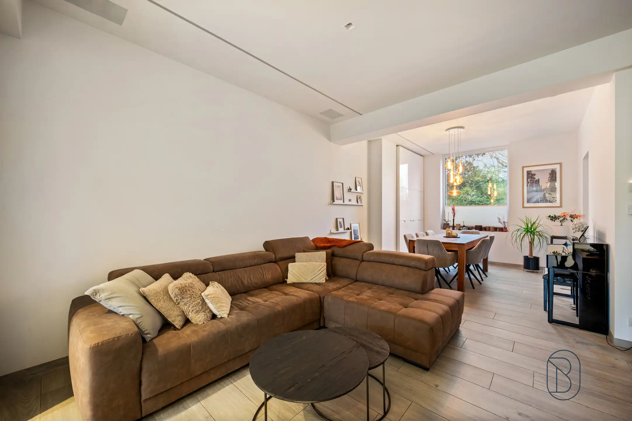 Ruime, instapklare HOB met tuin en multifunctionele garage! foto 8