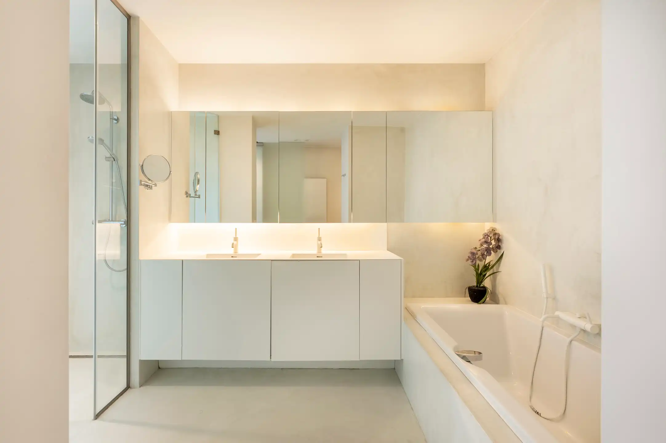 ANTWERPEN - Ruim appartement met uitzicht op de Schelde foto 12