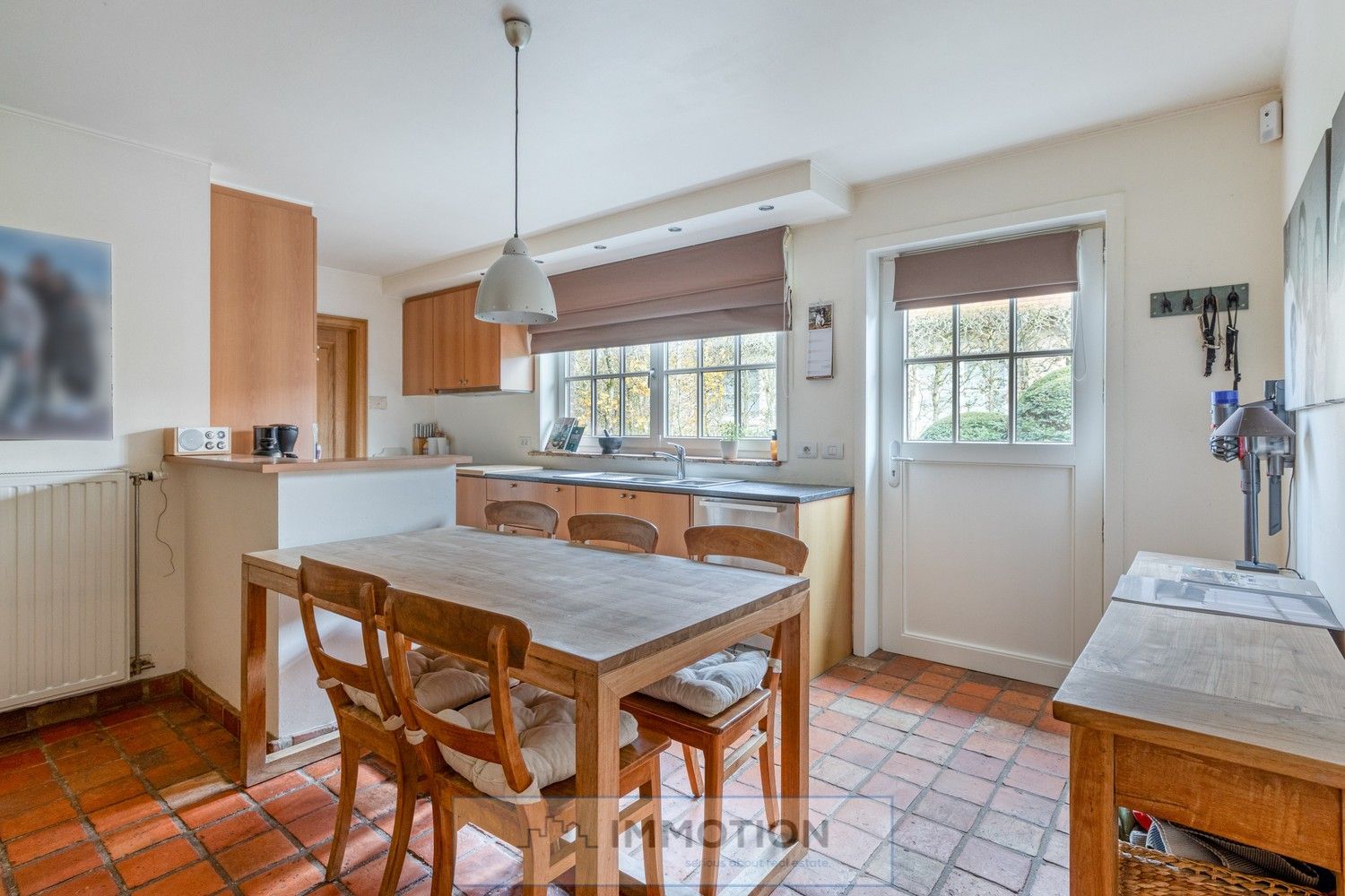 Ruime villa met 6 slaapkamers op mooi perceel in villawijk te Marke foto 11