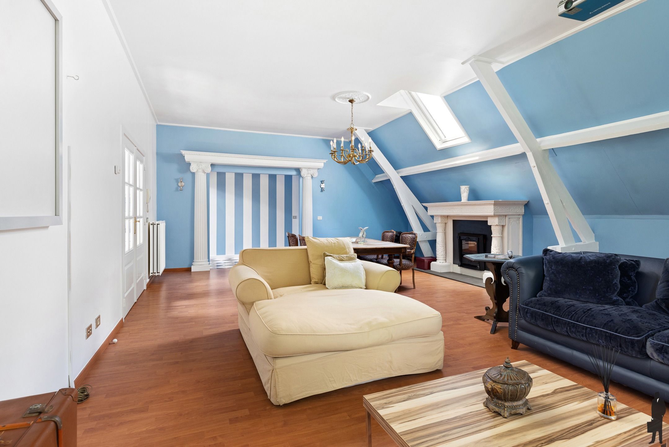 Kasteelhoeve op een landdomein van ca 6ha. foto 94