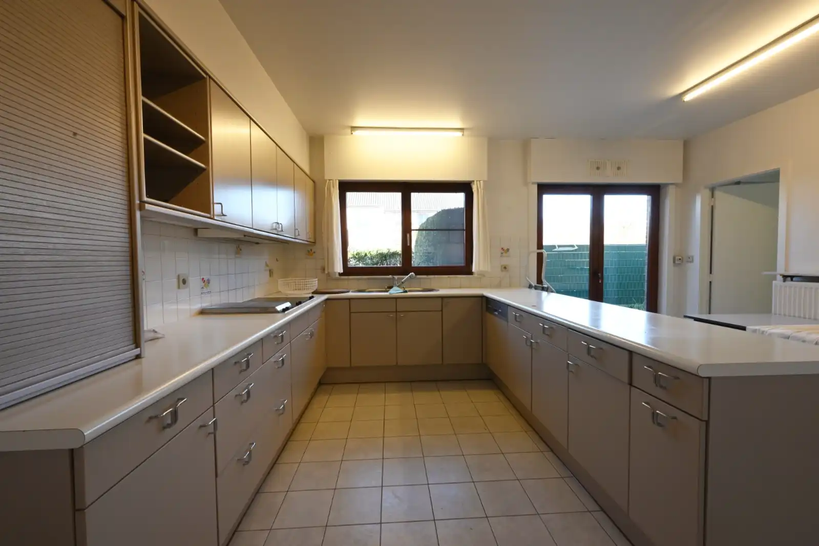 Villa te huur in Ardooie – Ruimte, comfort! foto 10