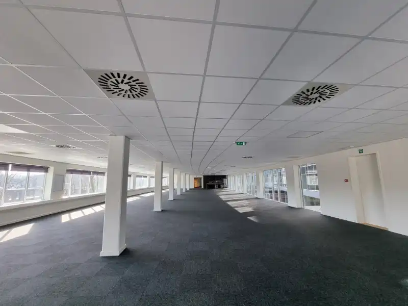Kantoorruimte te huur foto 2