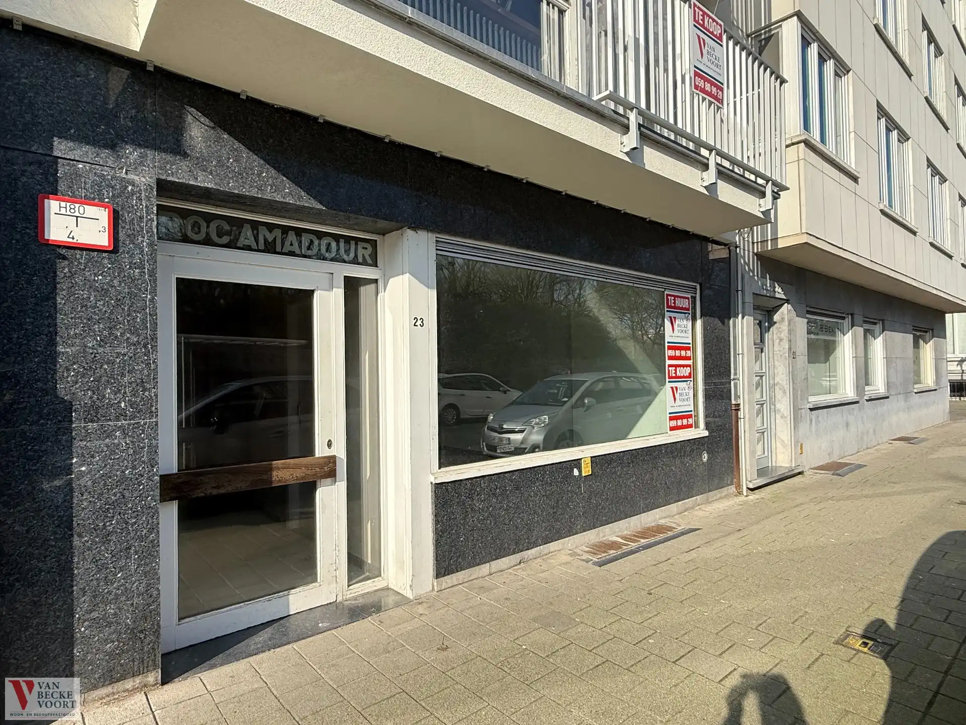Handelsgelijkvloers 110m² foto 2