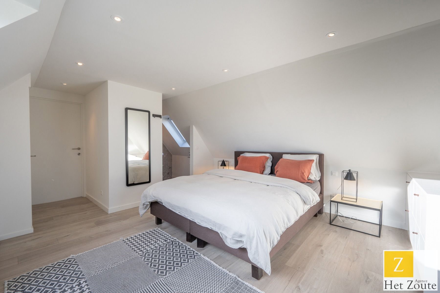 Twee ruime villa’s op één groot perceel (5.460 m²) te Knokke foto 37