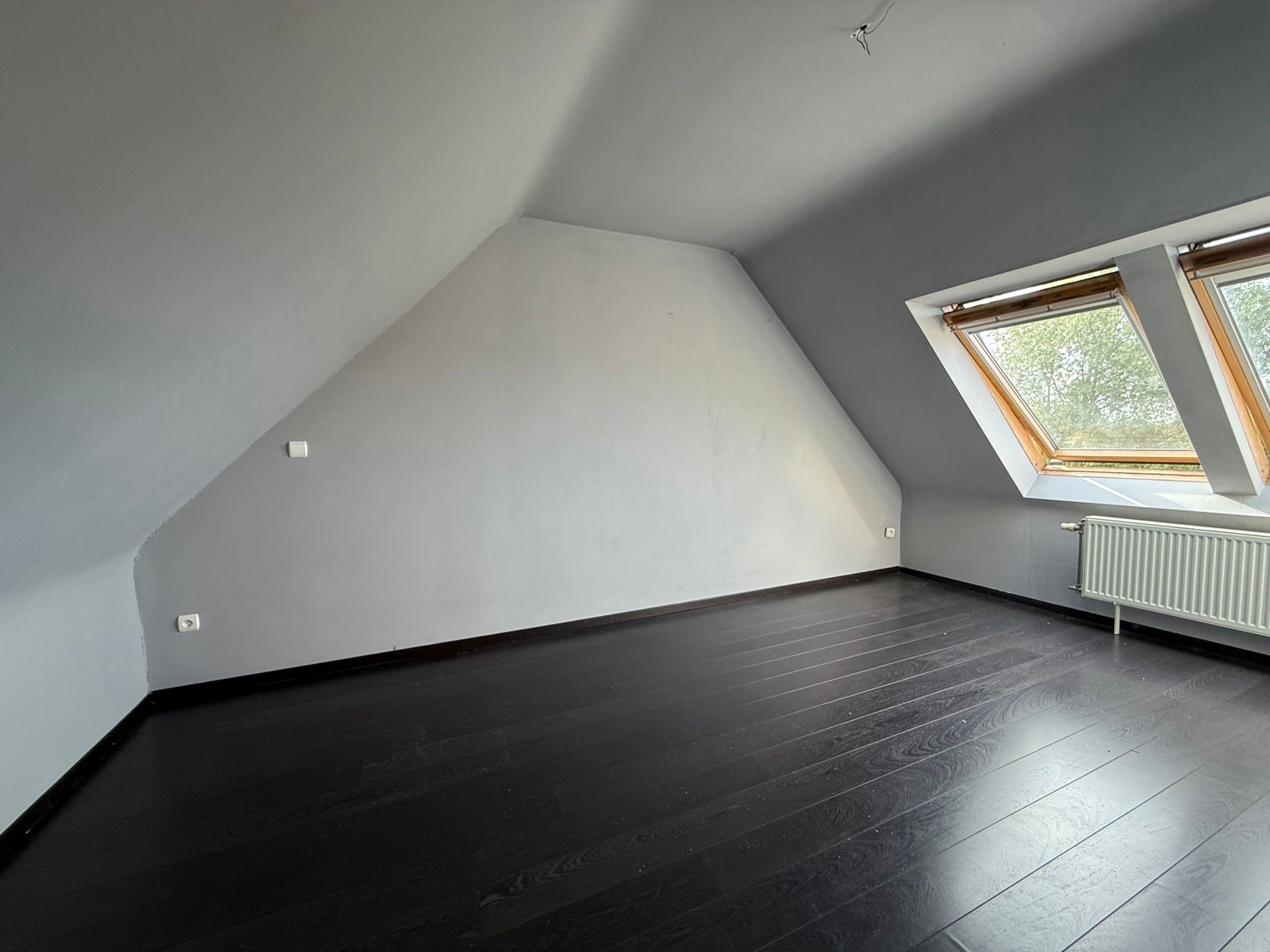 WICHELEN - Ruim duplexappartement vlakbij het station. foto 11