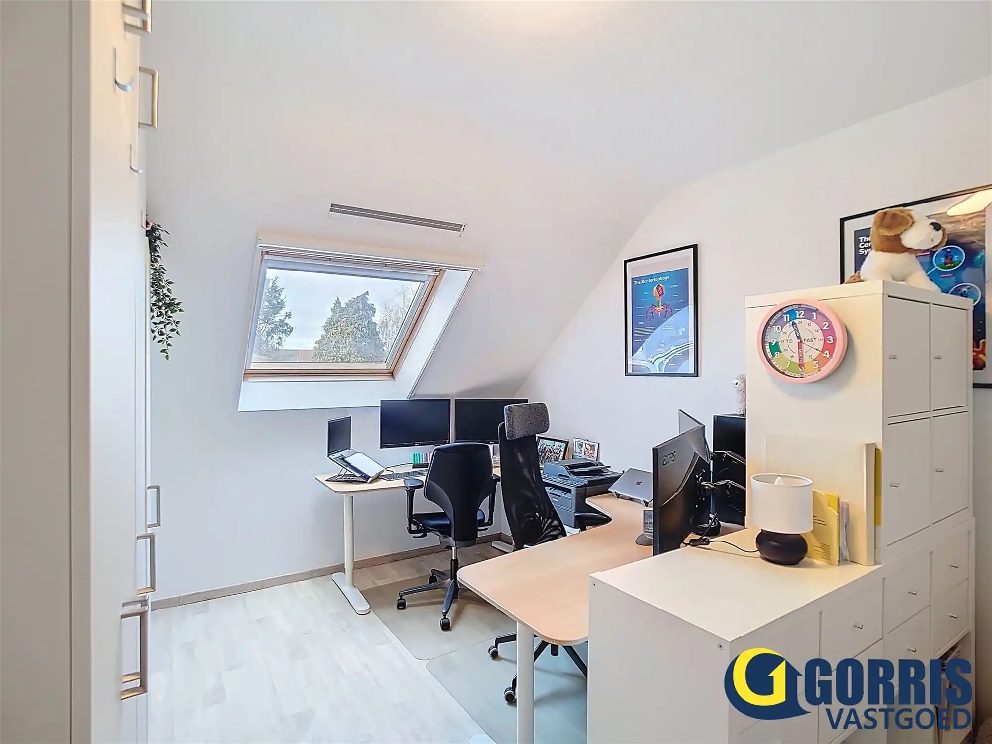 Verzorgd duplex-appartement met ruim terras foto 11