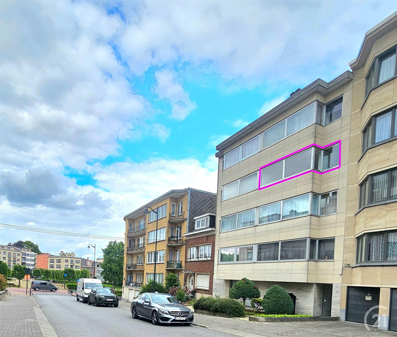 Lichtrijk appartement 2 slaapkamers met terras foto {{pictureIndex}}