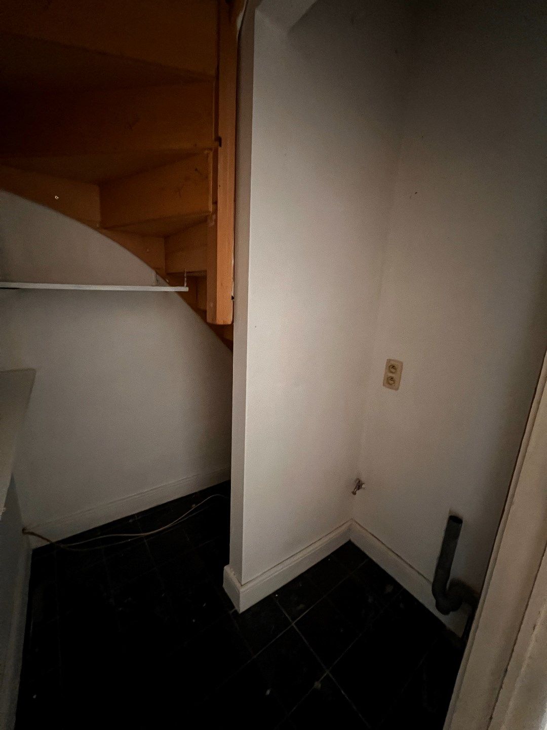GEZELLIGE WONING MET 2 RUIME SLAAPKAMERS IN IEPER foto 11