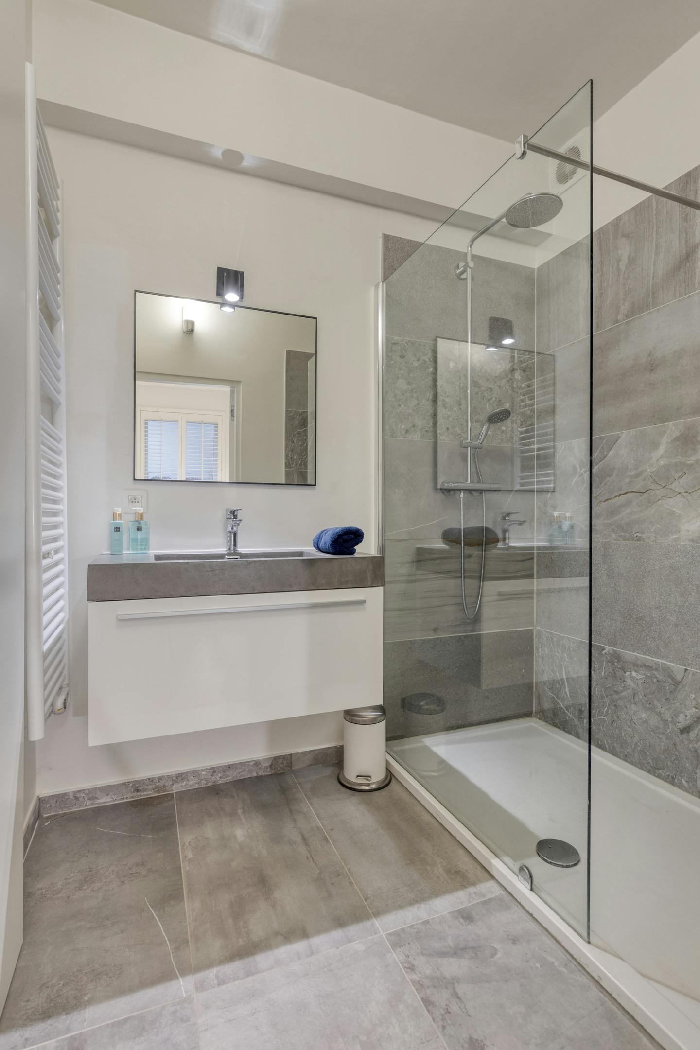 Gerenoveerd appartement te koop in Antwerpen centrum foto 17