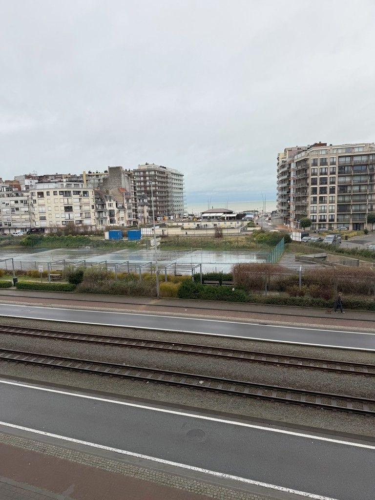 Gemeubileerde studio te huur in Westende Bad foto 3