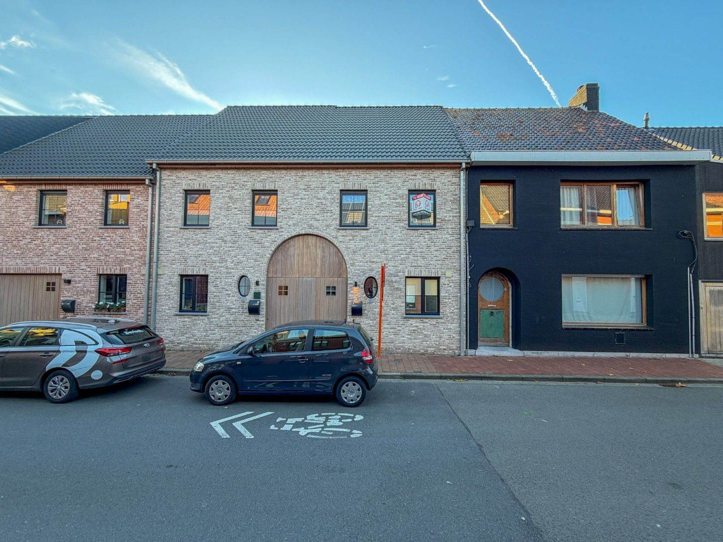 Energiezuinige woning, perfect instapklaar, met 4 slpk en ruime garage, Lichtervelde foto {{pictureIndex}}