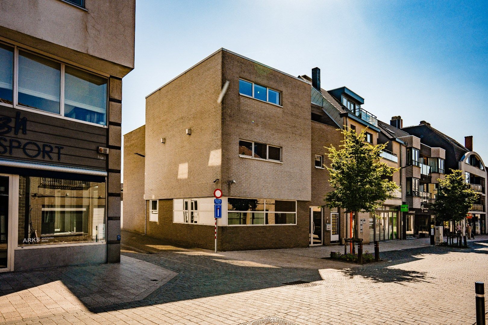 Gebouw te koop Lostraat 11 - - 9880 Aalter