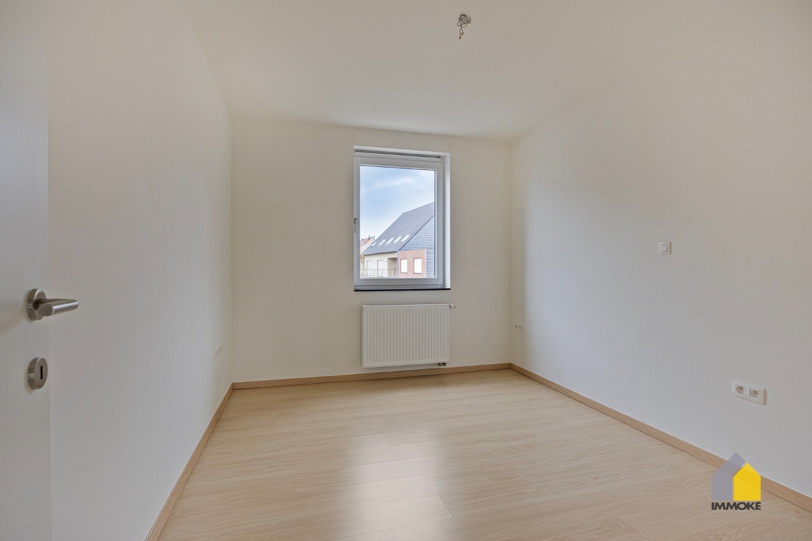 Ruim, energiezuinig appartement (151 m²) met 3 slpk, terras, tuin en dubbele parking. foto 18
