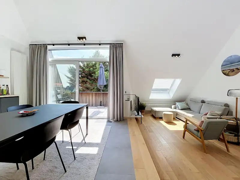 LUXUEUS DUPLEX-APPARTEMENT VLAKBIJ DE ZEE foto 12