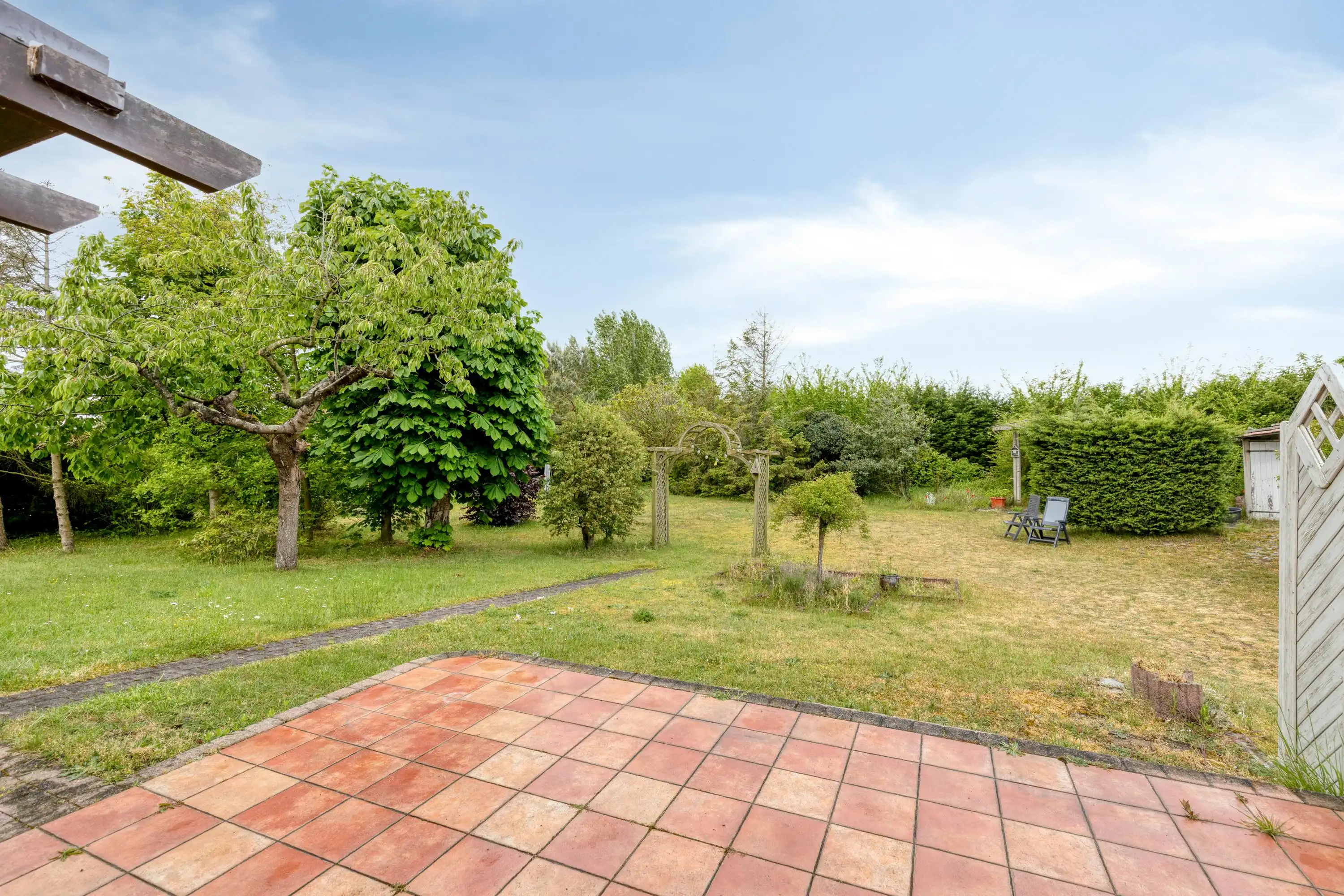 Gelijkvloerse villa met ruime tuin op een perceel van 2113m² foto 20